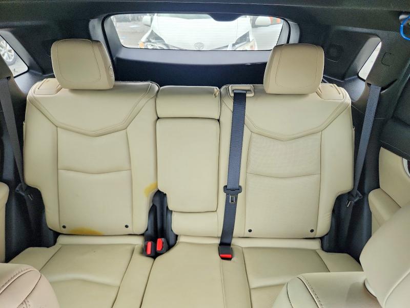 Photo 10 from auction – 2017 CADILLAC XT5 with VIN 1GYKNBRS0HZ109666