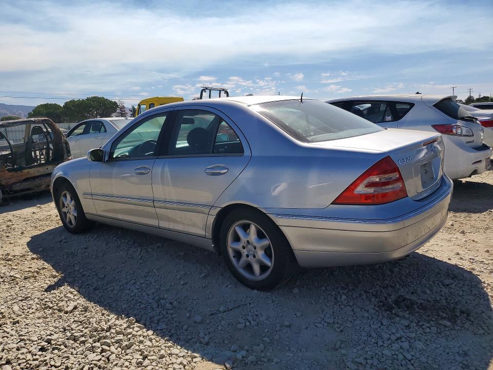 Photo 2 from auction – 2004 MERCEDES-BENZ C with VIN WDBRF64J74F535436