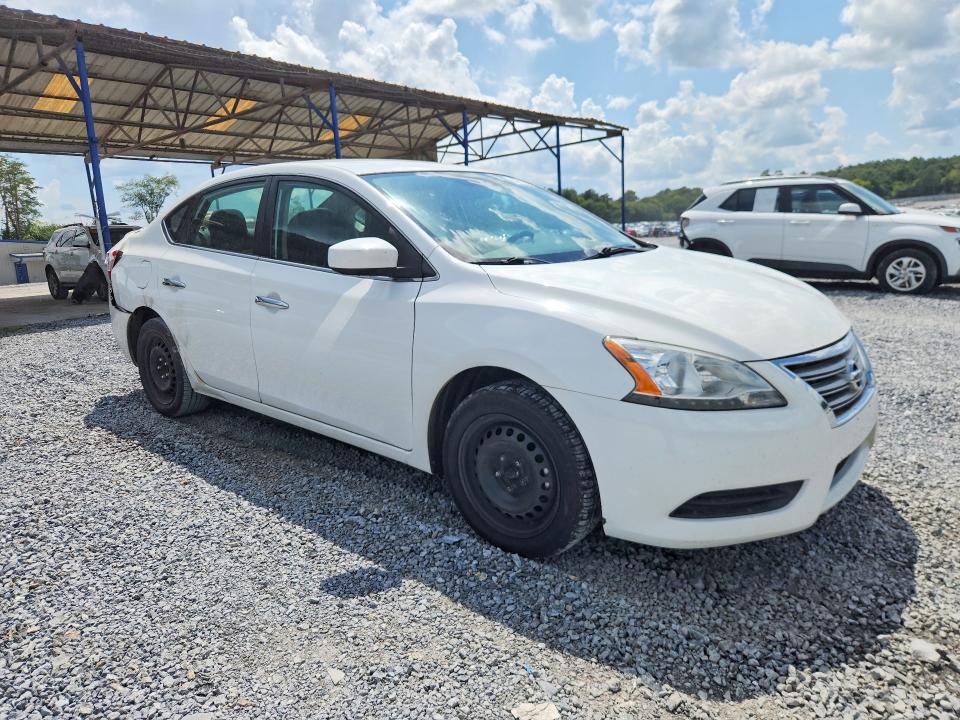 Photo 4 from auction – 2015 NISSAN SENTRA with VIN 3N1AB7AP9FY271563