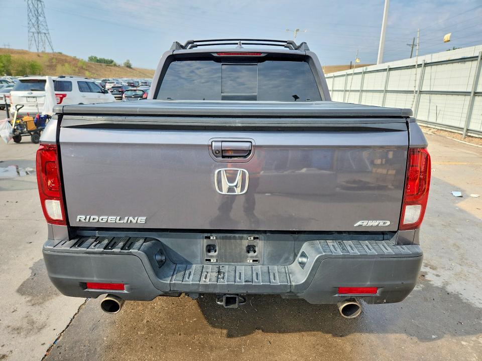 Photo 6 from auction – 2022 HONDA RIDGELINE with VIN 5FPYK3F56NB002286
