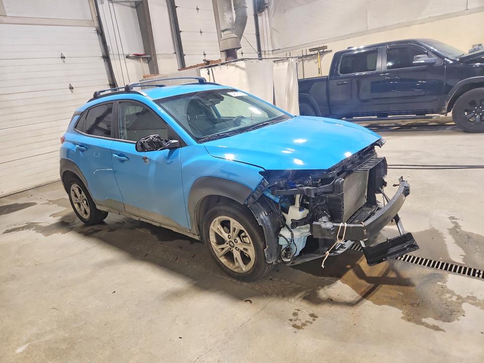 Photo 4 from auction – 2023 HYUNDAI KONA with VIN KM8K6CAB7PU939346