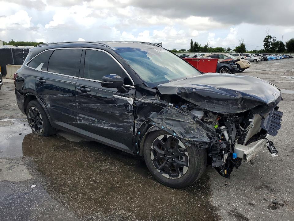 Photo 4 from auction – 2026 KIA SORENTO with VIN 5XYRL4JC0TG410620