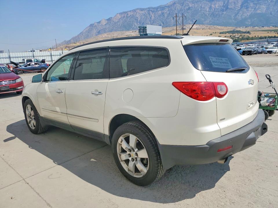 Photo 2 from auction – 2012 CHEVROLET TRAVERSE with VIN 1GNKVLED7CJ350612
