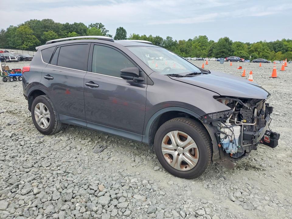 Photo 4 from auction – 2015 TOYOTA RAV4 with VIN JTMZFREV3FJ043216