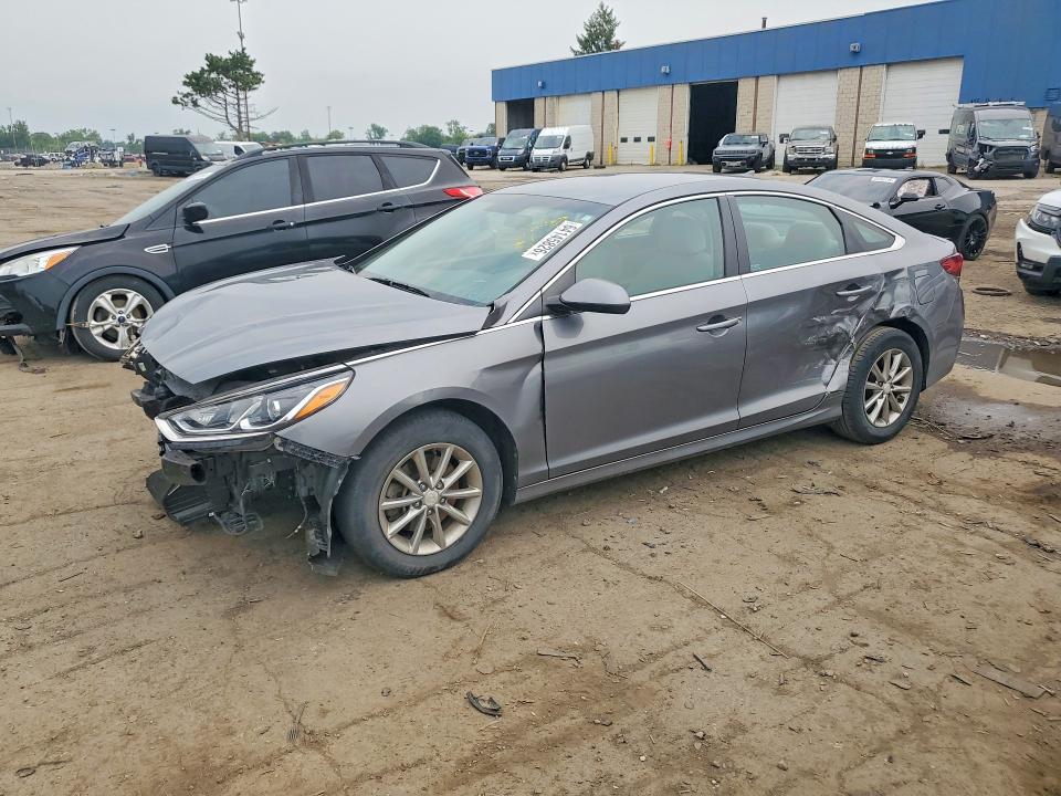 HYUNDAI SONATA 2018 with VIN 5NPE24AF8JH710388 - Photo from auction