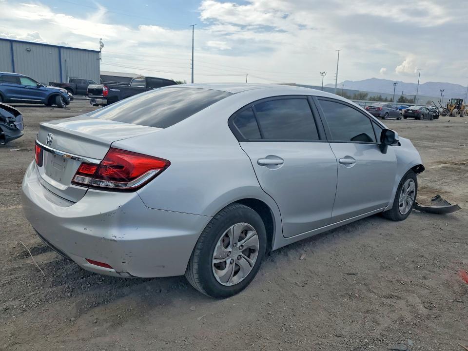 Photo 3 from auction – 2013 HONDA CIVIC with VIN 19XFB2F57DE227539