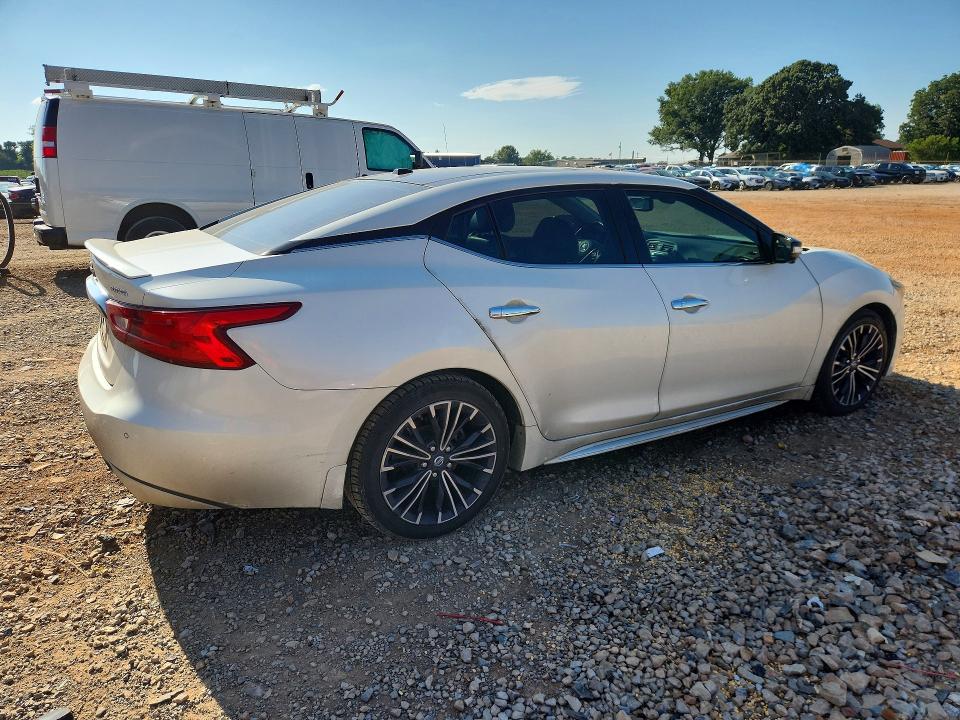Photo 3 from auction – 2016 NISSAN MAXIMA with VIN 1N4AA6AP0GC409999