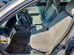 Photo 7 from auction – 2006 HYUNDAI SONATA with VIN 5NPEU46F16H044467