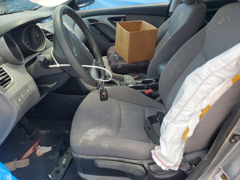 Photo 7 from auction – 2016 HYUNDAI ELANTRA with VIN KMHDH4AE1GU478356