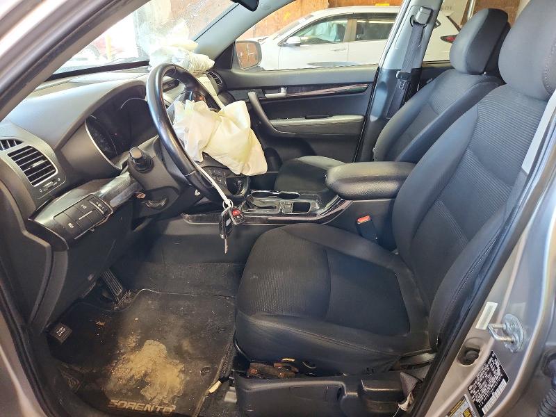 Photo 7 from auction – 2015 KIA SORENTO with VIN 5XYKTCA67FG573470