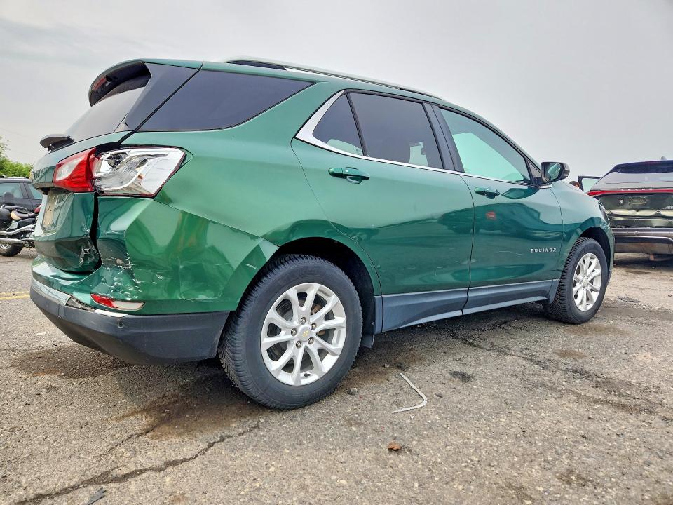 Photo 3 from auction – 2018 CHEVROLET EQUINOX with VIN 2GNAXJEV3J6260807