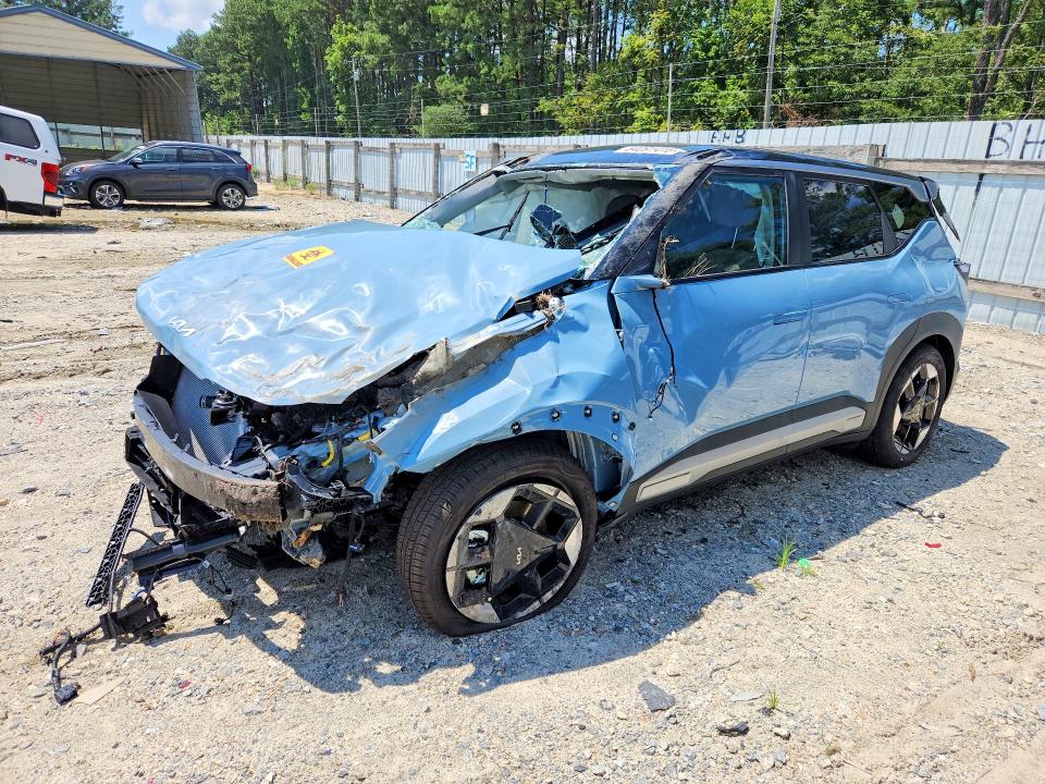 KIA SELTOS 2027 z numerem VIN KNDELCD3XV7022802 - Zdjęcie z aukcji