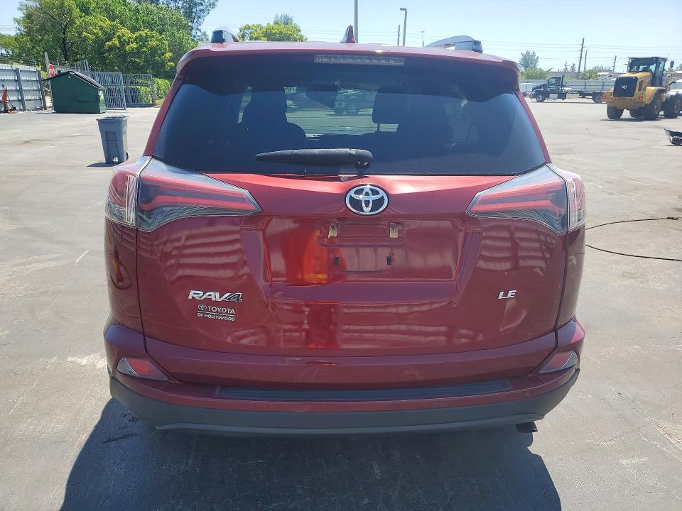 Photo 6 from auction – 2018 TOYOTA RAV4 with VIN 2T3ZFREV1JW496647