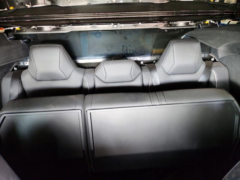 Photo 10 from auction – 2025 TESLA CYBERTRUCK with VIN 7G2CEHED7SA068125