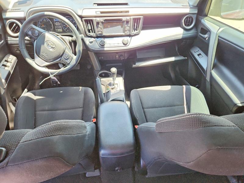Photo 8 from auction – 2018 TOYOTA RAV4 with VIN 2T3WFREV7JW462392