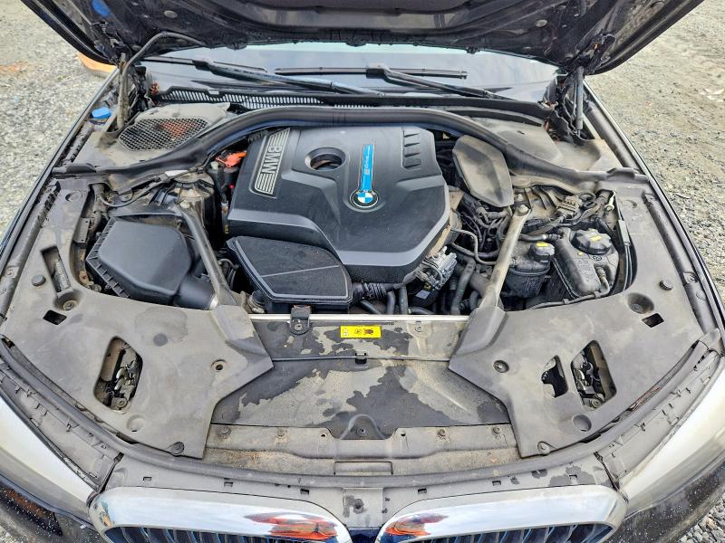 Photo 11 from auction – 2018 BMW 530E with VIN WBAJA9C57JB033206