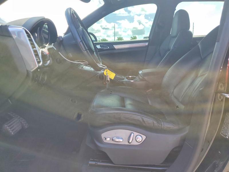 Photo 7 from auction – 2013 PORSCHE CAYENNE with VIN WP1AD2A29DLA79269