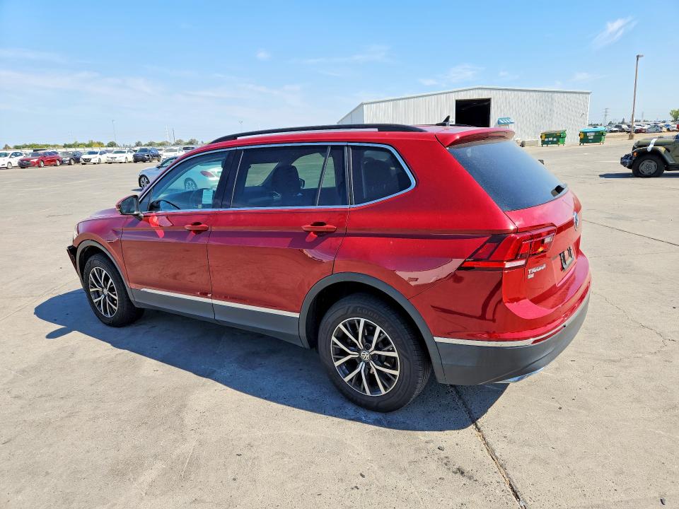 Снимка 2 от търг – 2020 VOLKSWAGEN TIGUAN с VIN 3VV2B7AX7LM057810