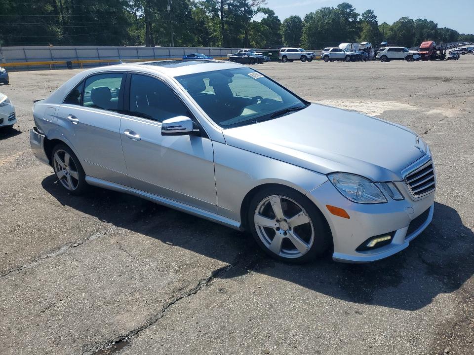 Photo 4 from auction – 2011 MERCEDES-BENZ E with VIN WDDHF5GBXBA387763