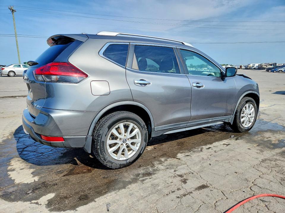 Photo 3 from auction – 2018 NISSAN ROGUE with VIN KNMAT2MV1JP603321