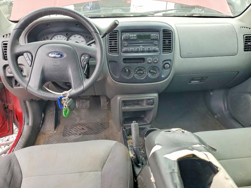 Photo 8 from auction – 2004 FORD ESCAPE with VIN 1FMYU02154KA21218
