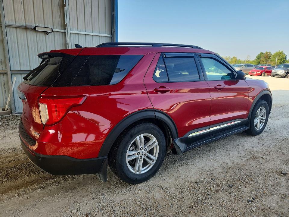 Photo 3 from auction – 2022 FORD EXPLORER with VIN 1FMSK8DH9NGA76408