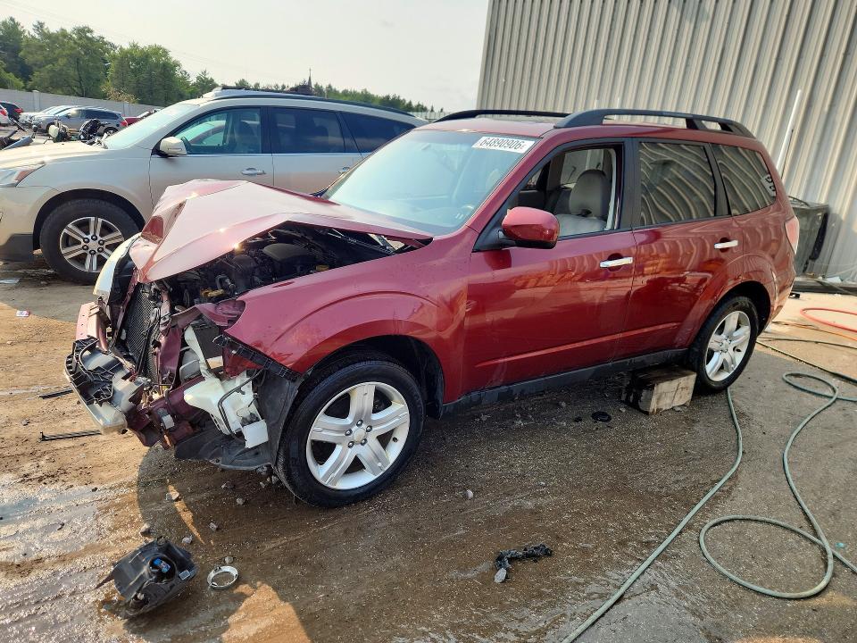 SUBARU FORESTER 2010 with VIN JF2SH6CC9AH785780 - Photo from auction