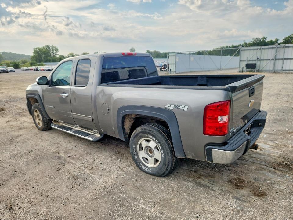 Photo 2 from auction – 2012 CHEVROLET SILVERADO with VIN 1GCRKSE72CZ313893