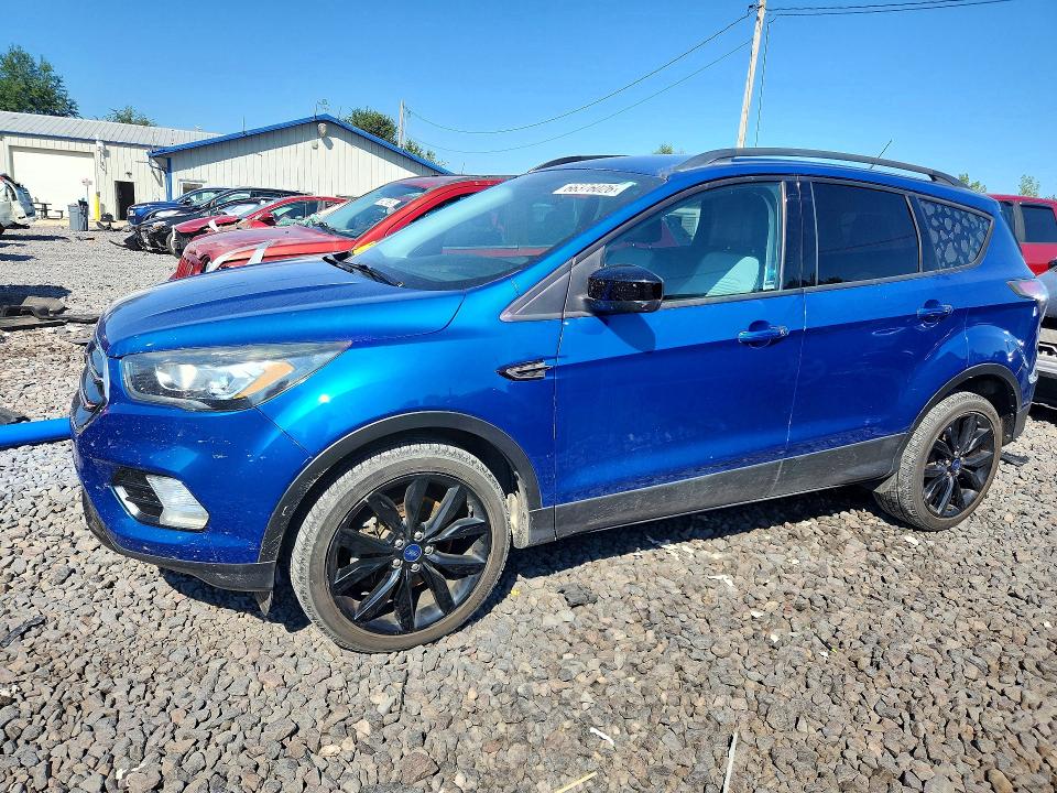 FORD ESCAPE 2017 con VIN 1FMCU9GD8HUB16254 - Foto de la subasta