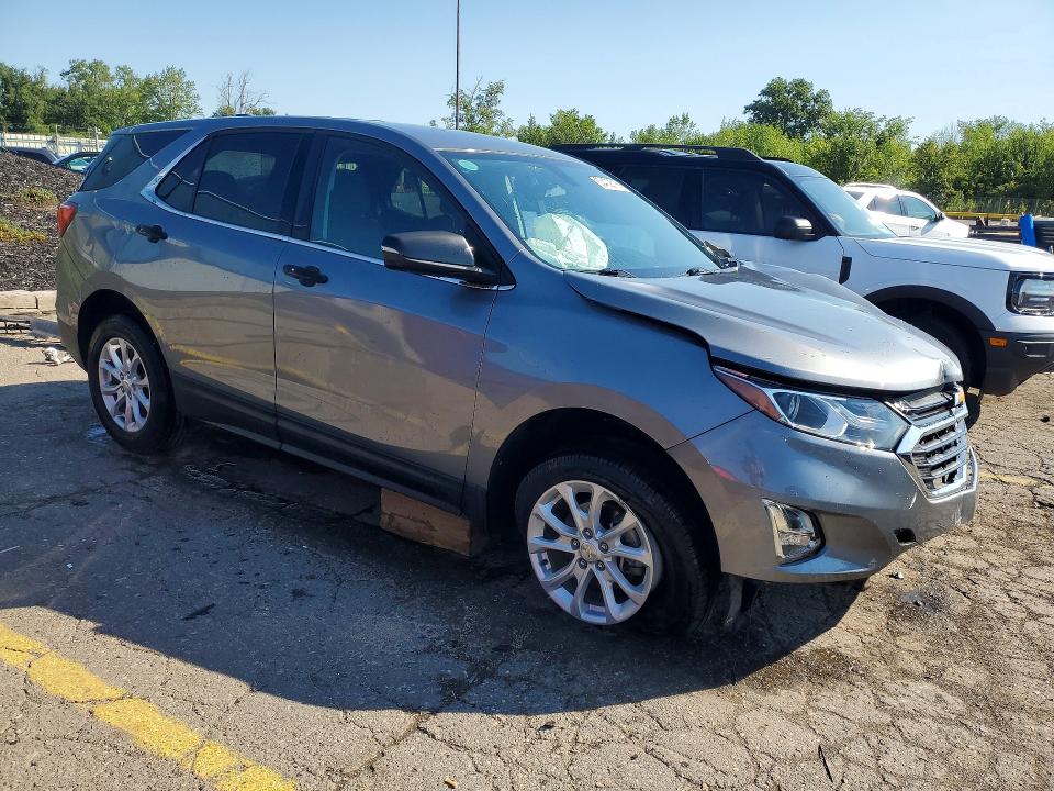 Photo 4 from auction – 2018 CHEVROLET EQUINOX with VIN 3GNAXSEV7JL117554