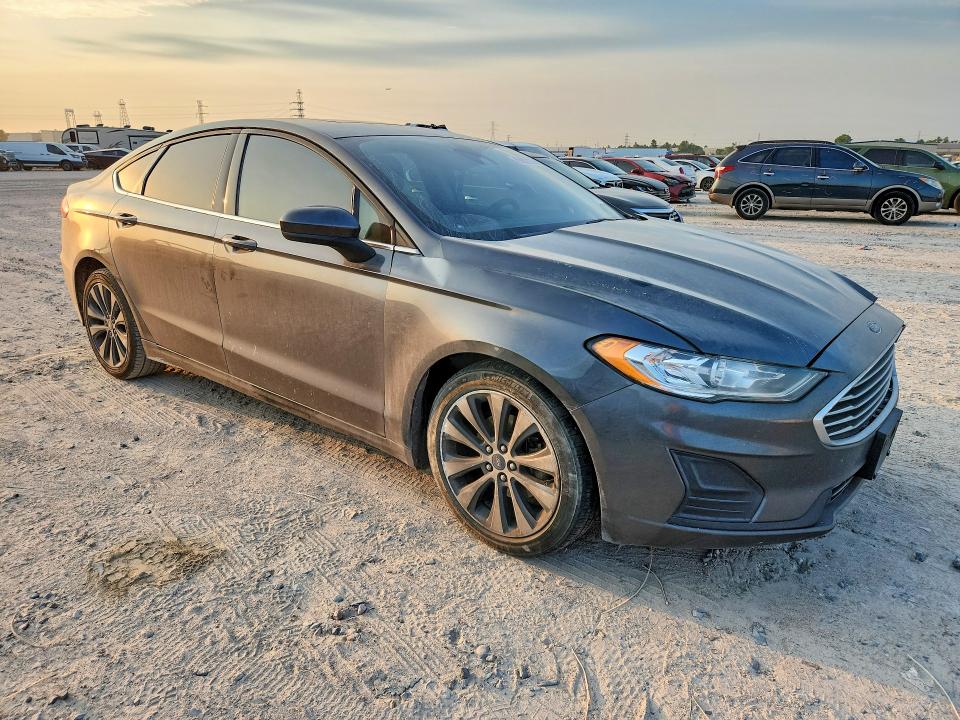 Photo 4 from auction – 2020 FORD FUSION with VIN 3FA6P0T91LR190935