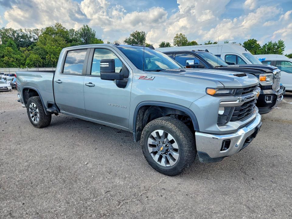 Photo 4 from auction – 2024 CHEVROLET SILVERADO with VIN 2GC4YNEY4R1137336