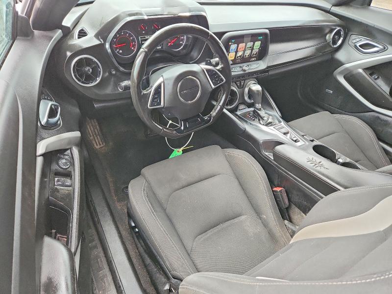 Photo 8 from auction – 2018 CHEVROLET CAMARO with VIN 1G1FB1RX7J0188939