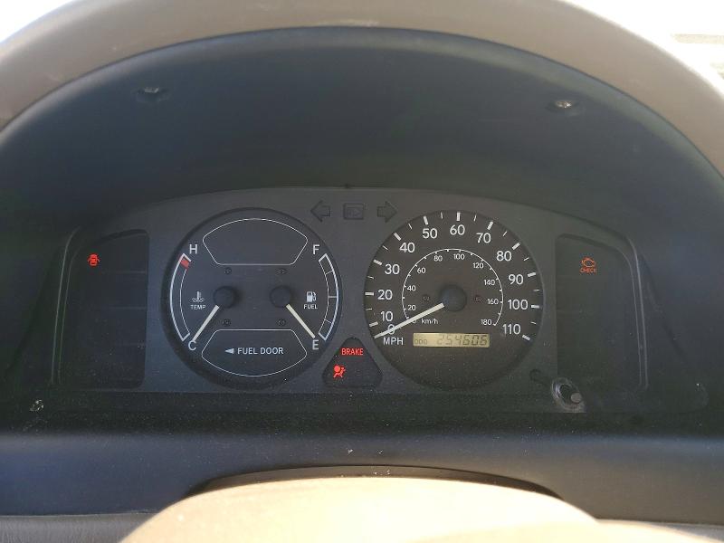 Photo 9 from auction – 1998 TOYOTA COROLLA with VIN 1NXBR12E3WZ102998