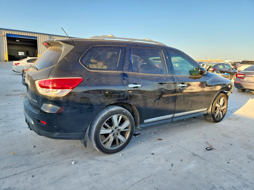 Photo 3 from auction – 2013 NISSAN PATHFINDER with VIN 5N1AR2MN2DC607867