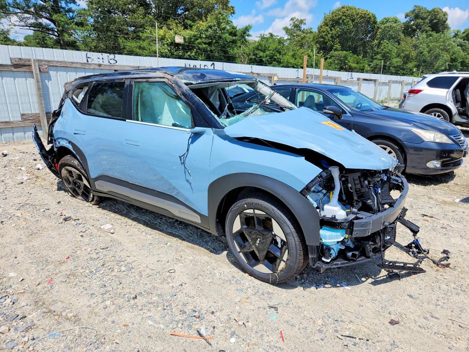 Zdjęcie 4 z aukcji – 2027 KIA SELTOS z VIN KNDELCD3XV7022802