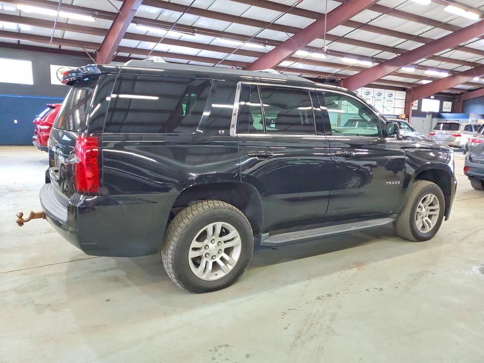 Photo 3 from auction – 2017 CHEVROLET TAHOE with VIN 1GNSKBKC0HR274416