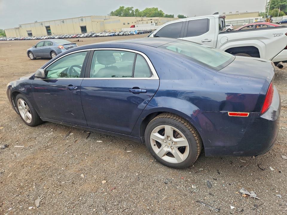 Photo 2 from auction – 2011 CHEVROLET MALIBU with VIN 1G1ZA5EU3BF311847