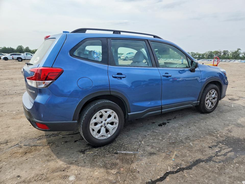 Photo 3 from auction – 2019 SUBARU FORESTER with VIN JF2SKACC5KH476197