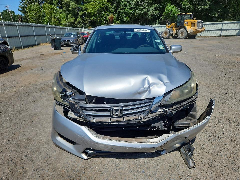 Photo 5 from auction – 2013 HONDA ACCORD with VIN 1HGCR2F75DA039851