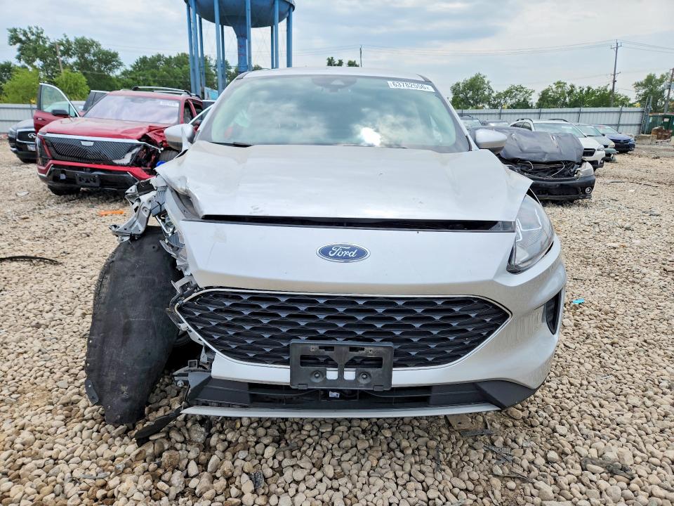 Photo 5 from auction – 2020 FORD ESCAPE with VIN 1FMCU0G67LUC72291