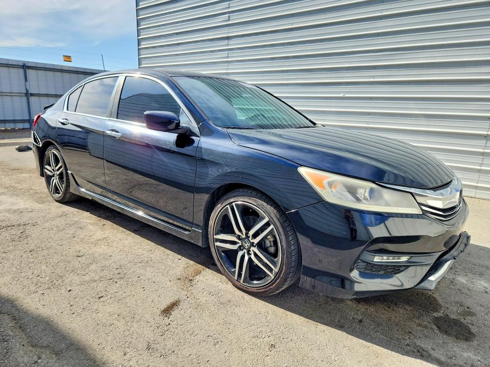 Photo 4 from auction – 2017 HONDA ACCORD with VIN 1HGCR2F59HA022930