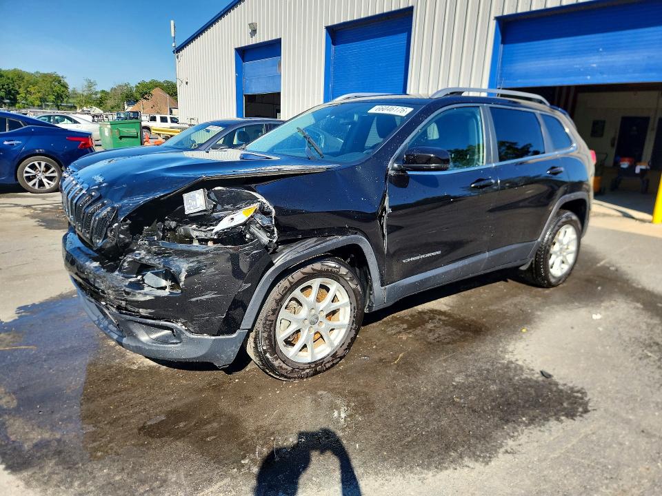 JEEP CHEROKEE 2016 with VIN 1C4PJMCB0GW213800 - Photo from auction