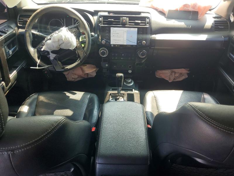 Photo 8 from auction – 2021 TOYOTA 4RUNNER with VIN JTEJU5JR3M5863835