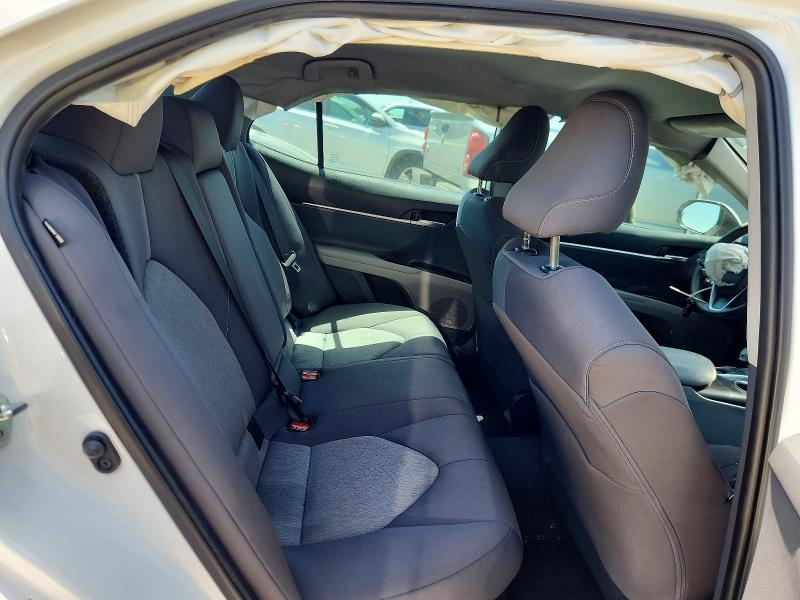 Photo 10 from auction – 2022 TOYOTA CAMRY with VIN 4T1C31AK8NU576618