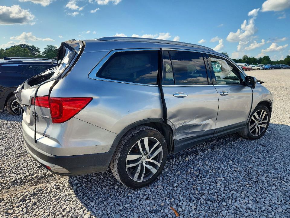 Фото 3 с аукциона – 2017 HONDA PILOT с VIN 5FNYF5H97HB023354