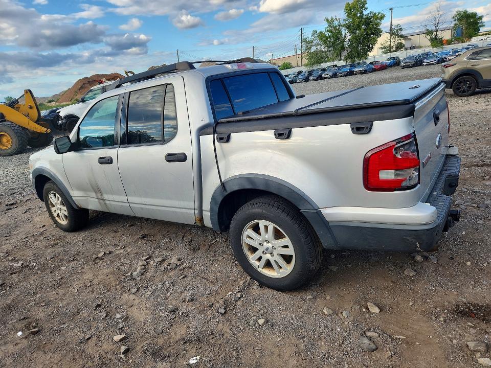 Photo 2 from auction – 2010 FORD EXPLORER SPORT TRAC with VIN 1FMEU5BE9AUA41393