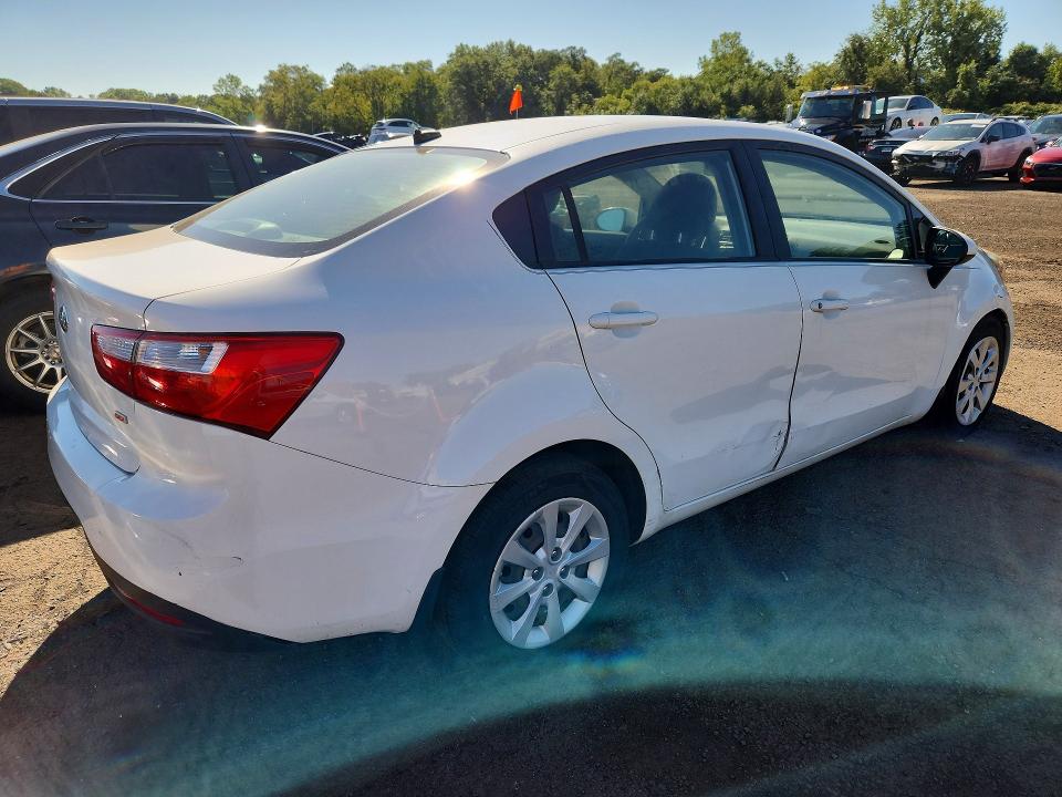 Photo 3 from auction – 2013 KIA RIO with VIN KNADM4A36D6305248