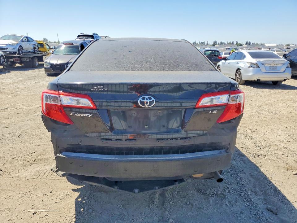 Снимка 6 от търг – 2014 TOYOTA CAMRY с VIN 4T4BF1FK2ER368042