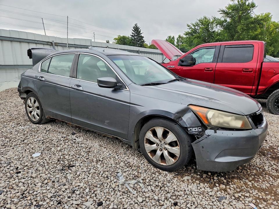 Photo 4 from auction – 2008 HONDA ACCORD with VIN JHMCP26728C002723
